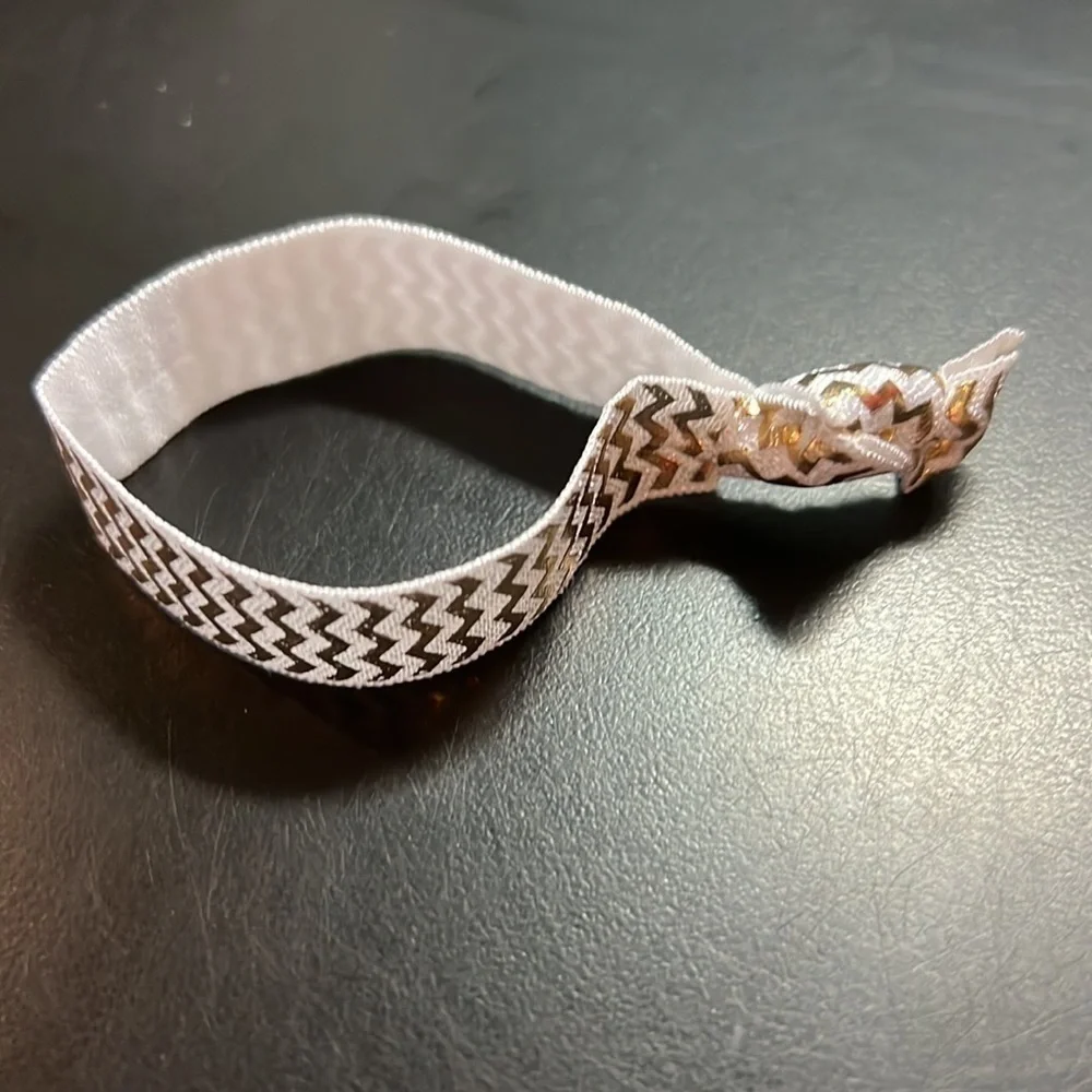 Bridal Party Hair Ties, 3 Black & 3 White Bride & Bride Tribe ties, 2 packs
